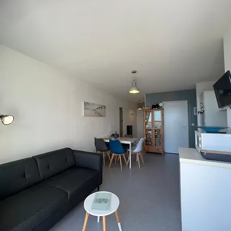 Апартаменты T3 Avec Balcon Proche Commodites, Parking Inclus - Fr-1-349-198 *